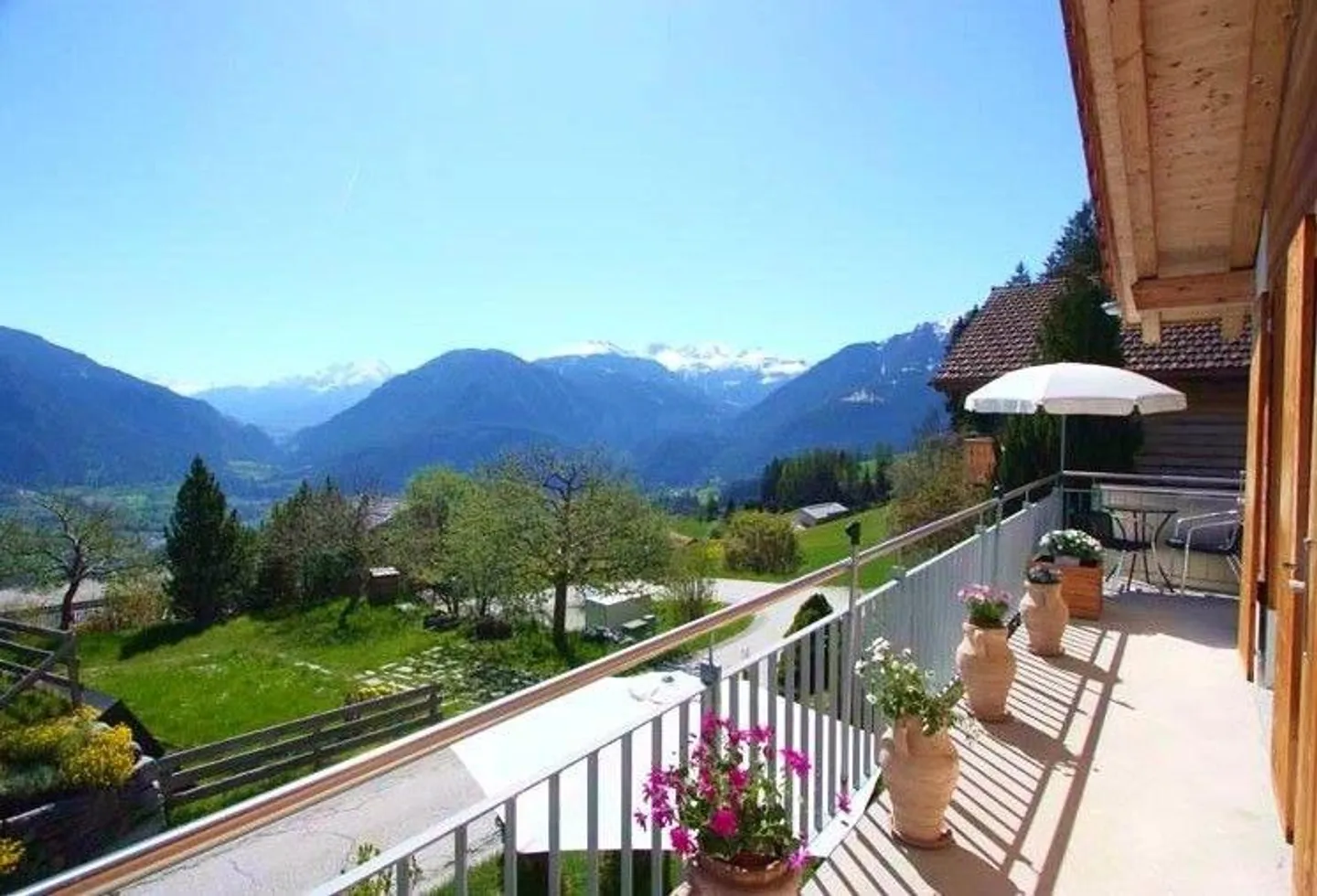 Residential Holiday House in the Ski Area - Photo 1 of 5