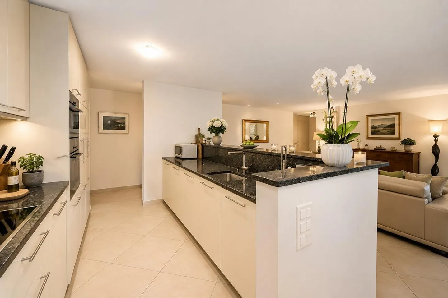 Appartement spacieux et tranquille dans un immeuble moderne à quelques pas du lac - Photo 8 sur 18
