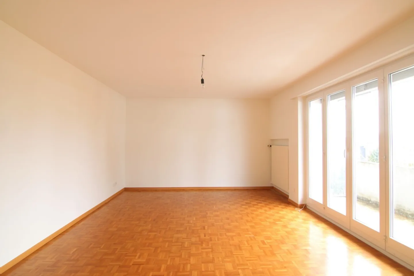 Helle 4-Zimmerwohnung in der Natur - Foto 4 von 8