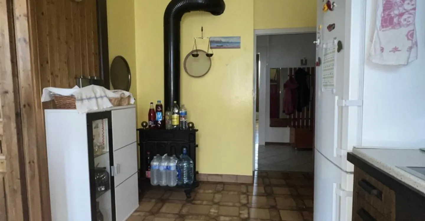 Incantevole appartamento di 4 stanze al piano rialzato a La Chaux-de-Fonds - Foto 5 di 10