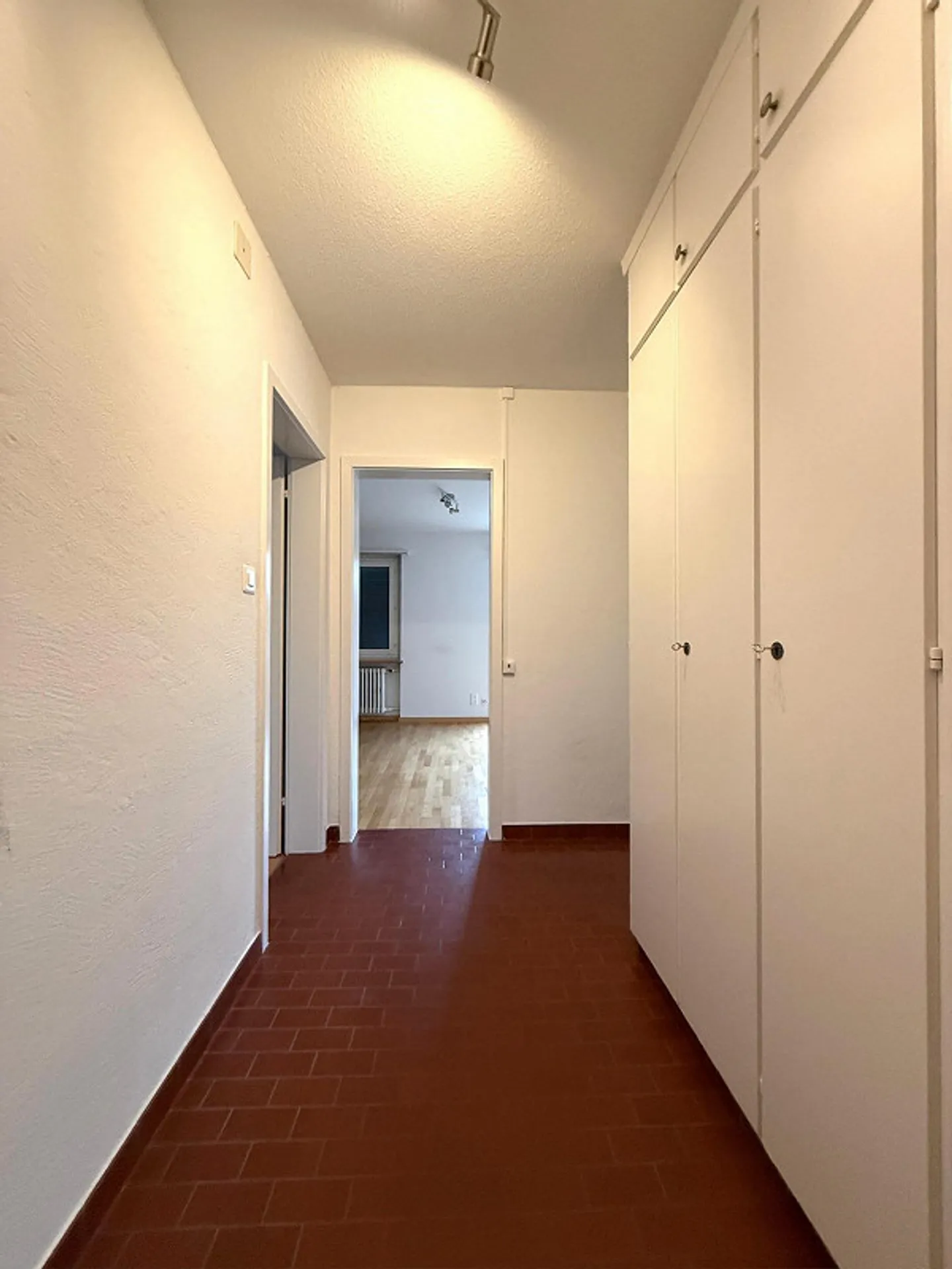 2.0 Room Apartment TEMPORARILY RENTED UNTIL 31.08.2026 in Männedorf - Photo 8 of 10