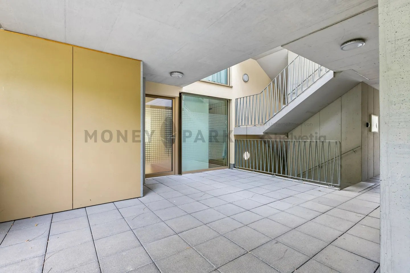 Modern 3.5-room maisonette with private garden - Photo 11 of 13