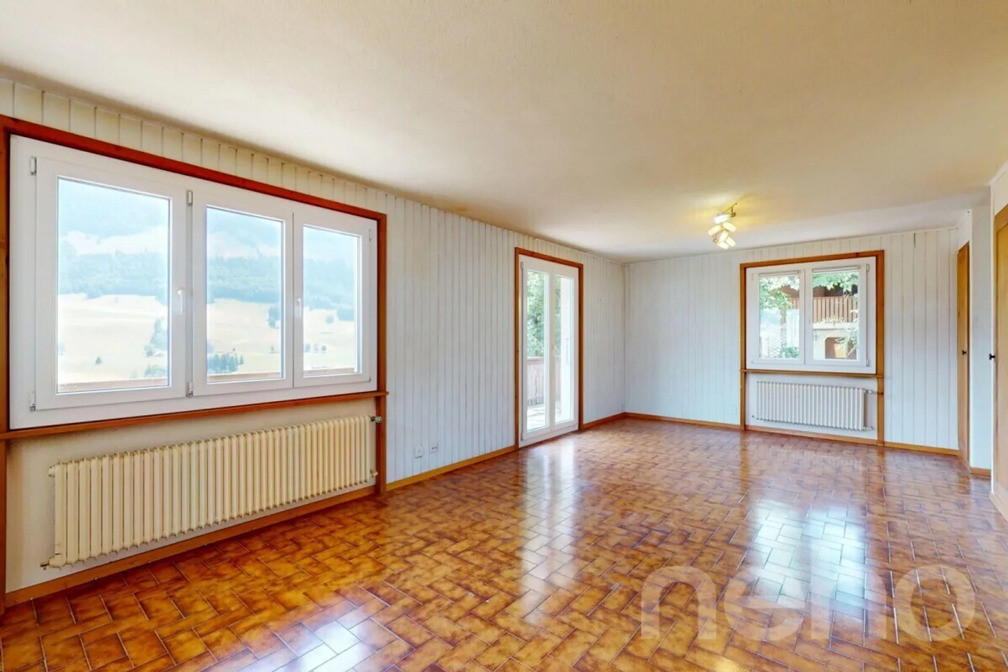 Vista panoramica e fascino autentico per questo chalet da reinventare - Foto 7 di 13