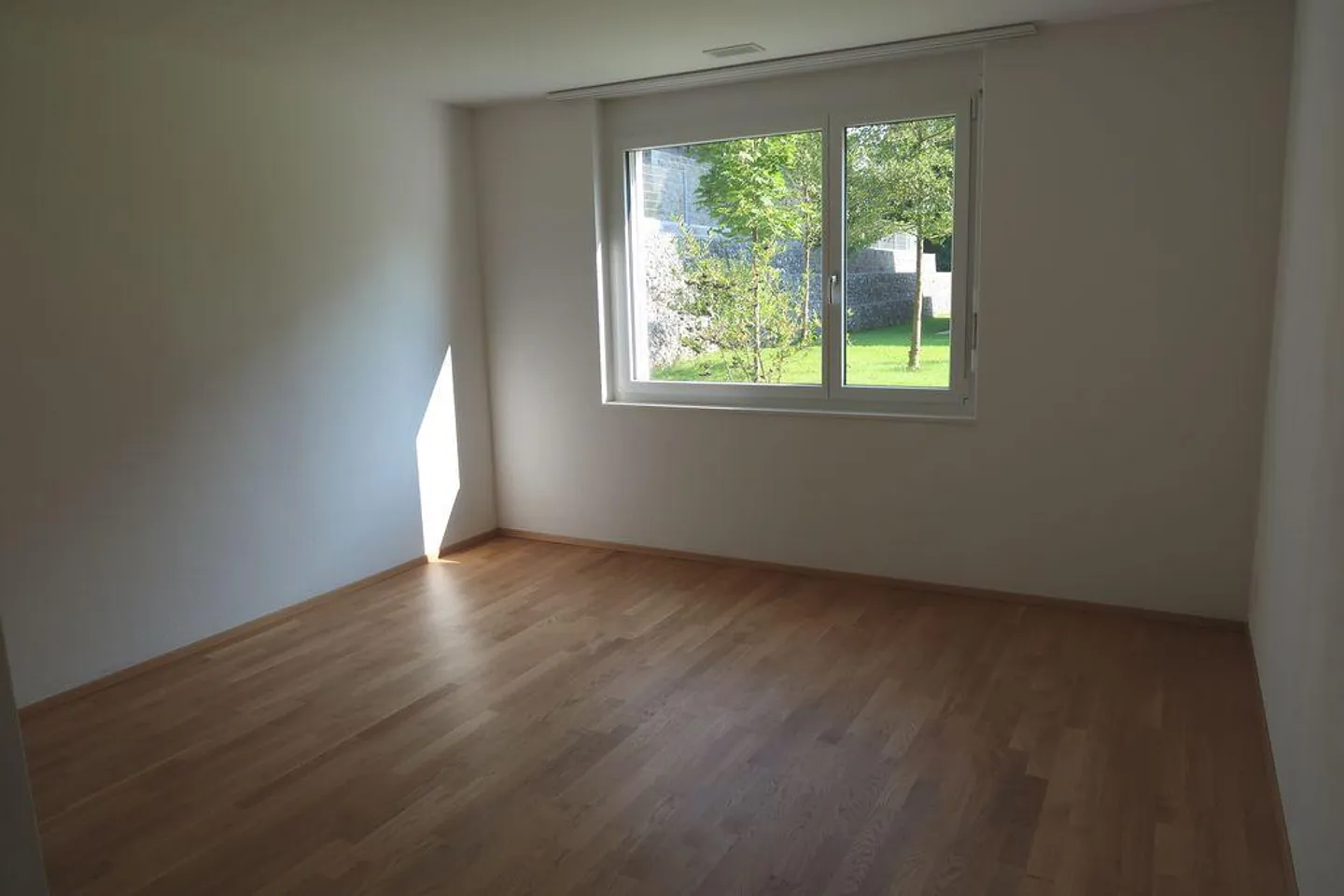 Moderne Gartenwohnung in Oberuzwil - Foto 7 von 13