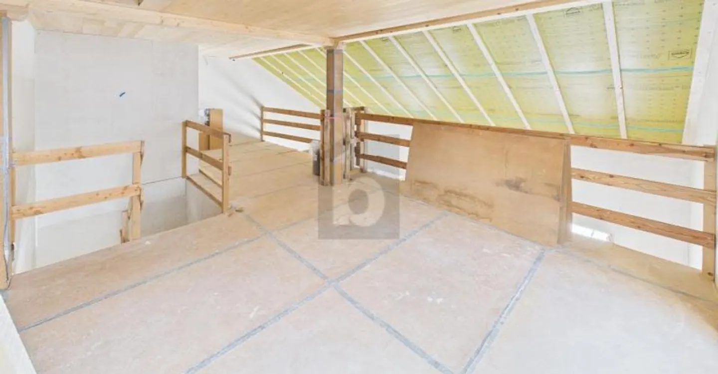 Moderne Maisonette mit Galerie - Foto 5 von 6
