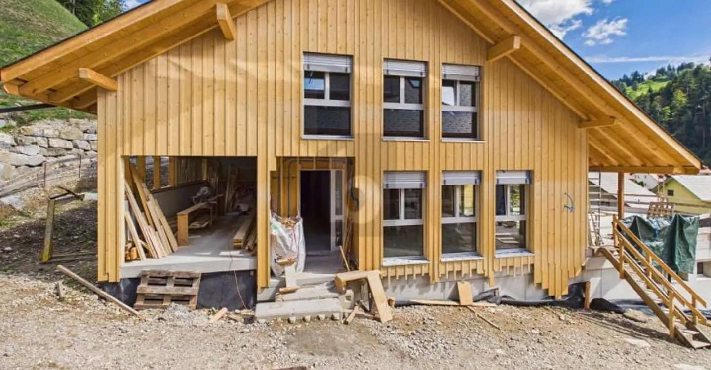 Moderne Maisonette mit Galerie - Foto 2 von 6