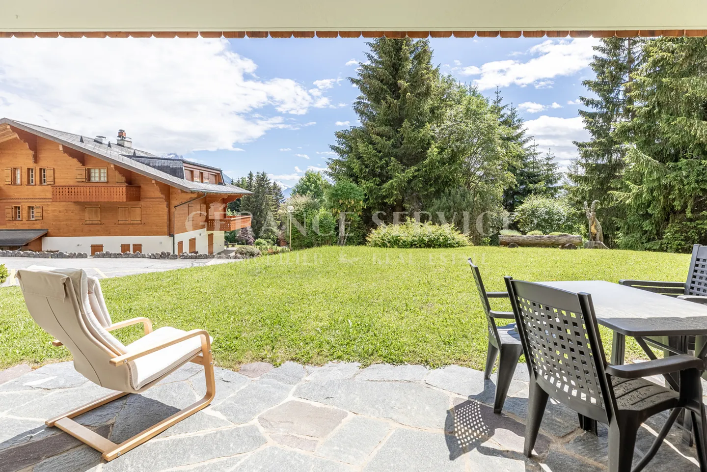 Charmant Appartement de Jardin - Photo 12 sur 19