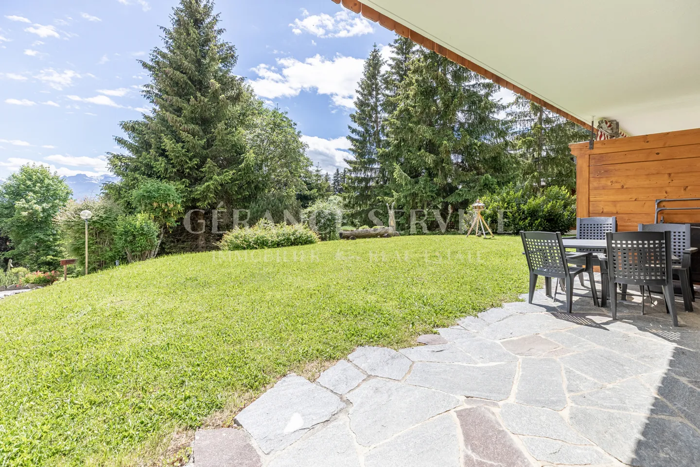 Charmant Appartement de Jardin - Photo 13 sur 19