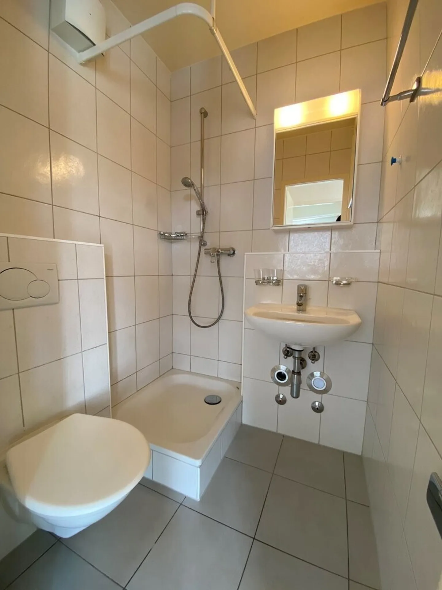 Schönes Studio in der Nähe des Stadtzentrums in Lausanne - Foto 4 von 6