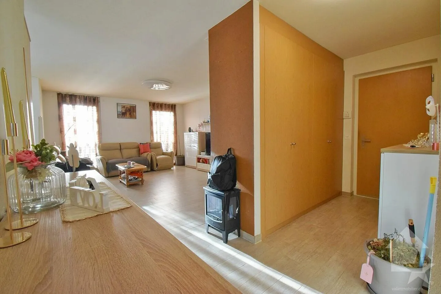 Beautiful 4.5 room apartment, spacious and including 1 parking space - Photo 4 of 12