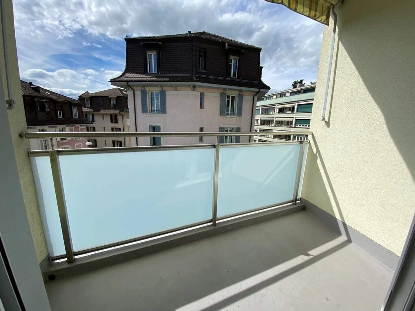 Schönes Studio in der Nähe des Stadtzentrums in Lausanne - Foto 6 von 6