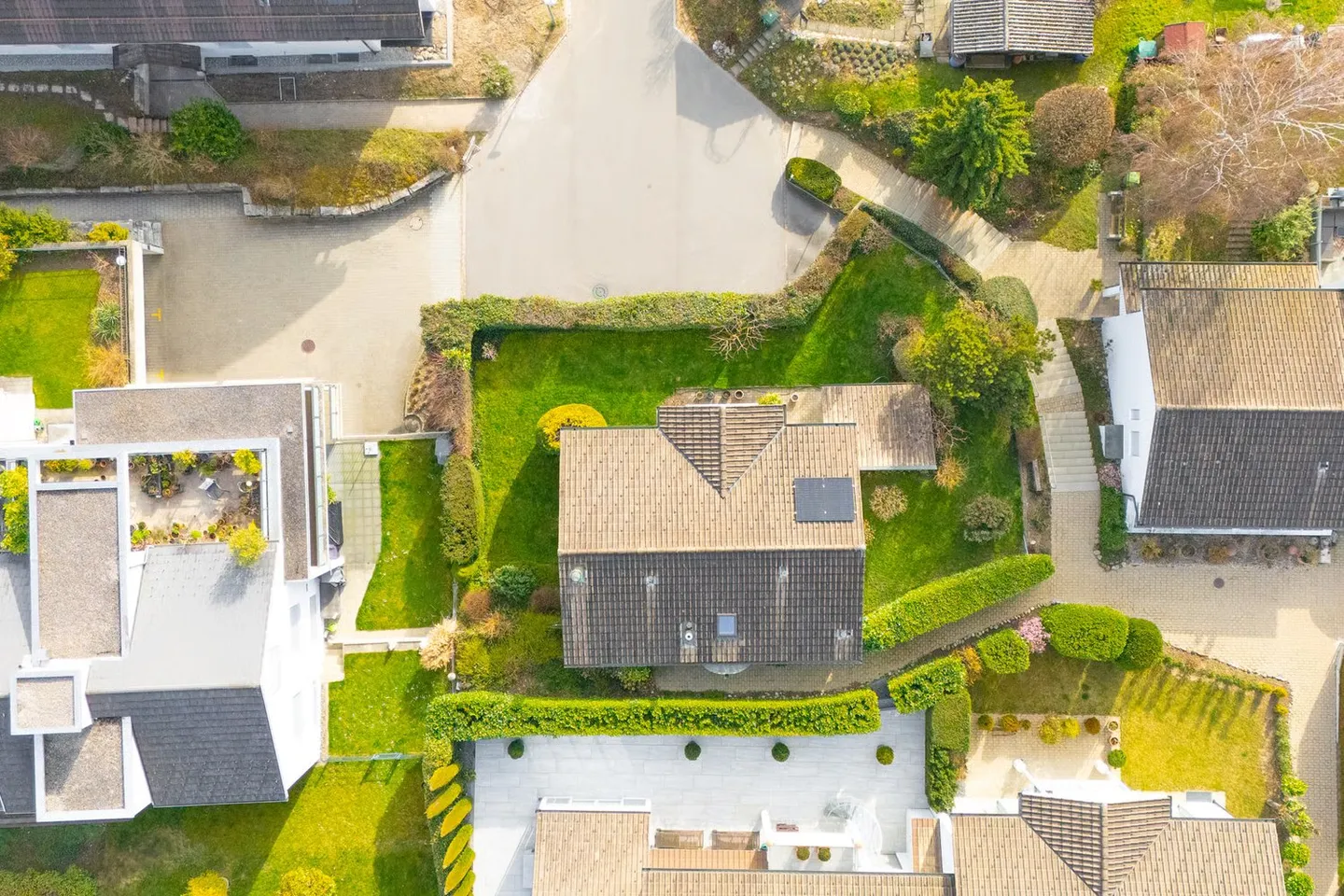 Ampia casa unifamiliare con giardino, sauna e vista panoramica - Foto 13 di 14