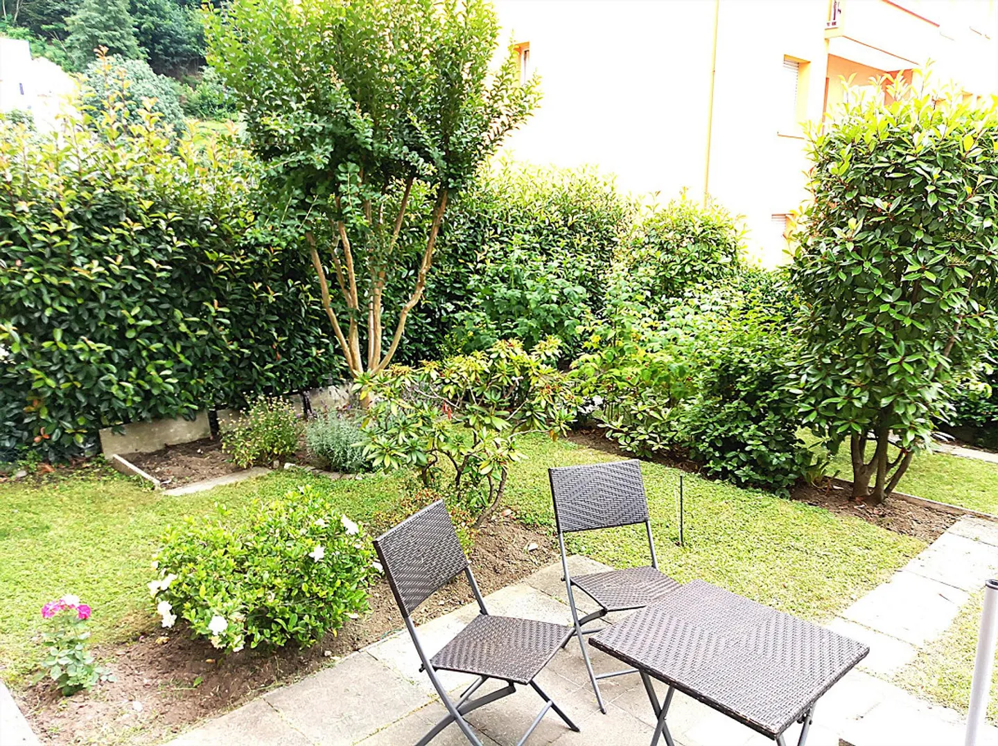 Ampio appartamento 2.5 locali con giardino a Giubiasco - Photo 3 sur 9