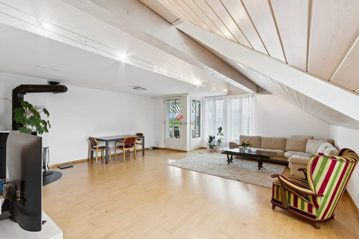 Penthouse Maisonette with panoramic view and sunny location - Photo 2 of 10