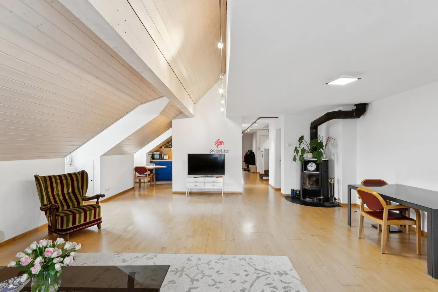 Penthouse Maisonette with panoramic view and sunny location - Photo 3 of 10