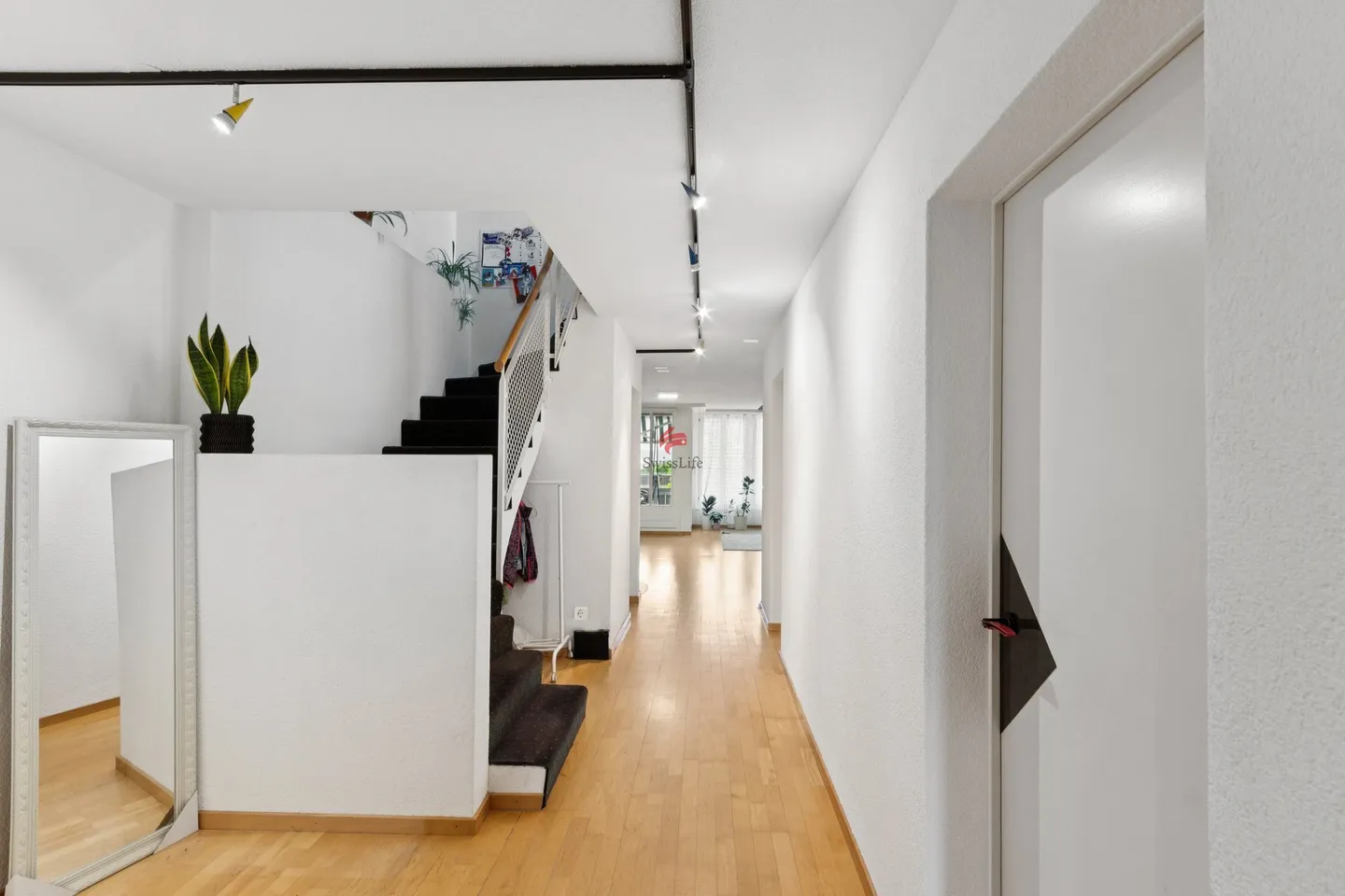 Penthouse Maisonette with panoramic view and sunny location - Photo 5 of 10