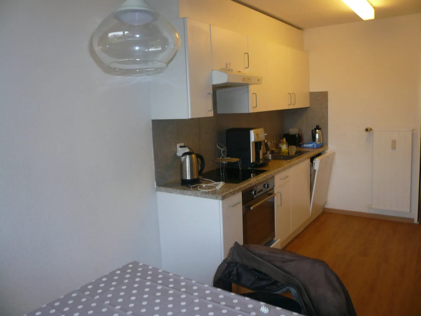 Accogliente appartamento di 3,5 stanze con balcone a Bätterkinden - Foto 2 di 6