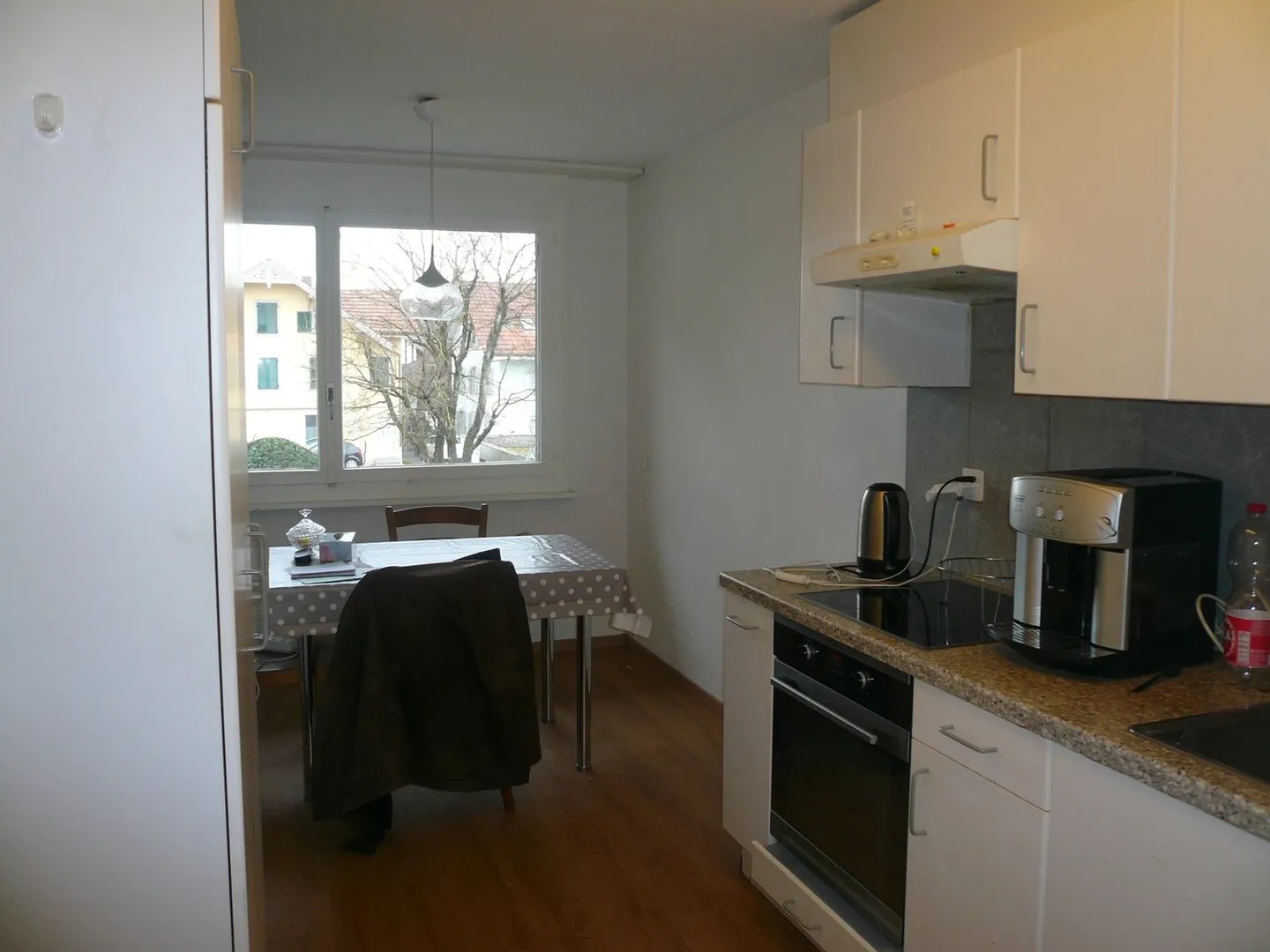 Accogliente appartamento di 3,5 stanze con balcone a Bätterkinden - Foto 3 di 6