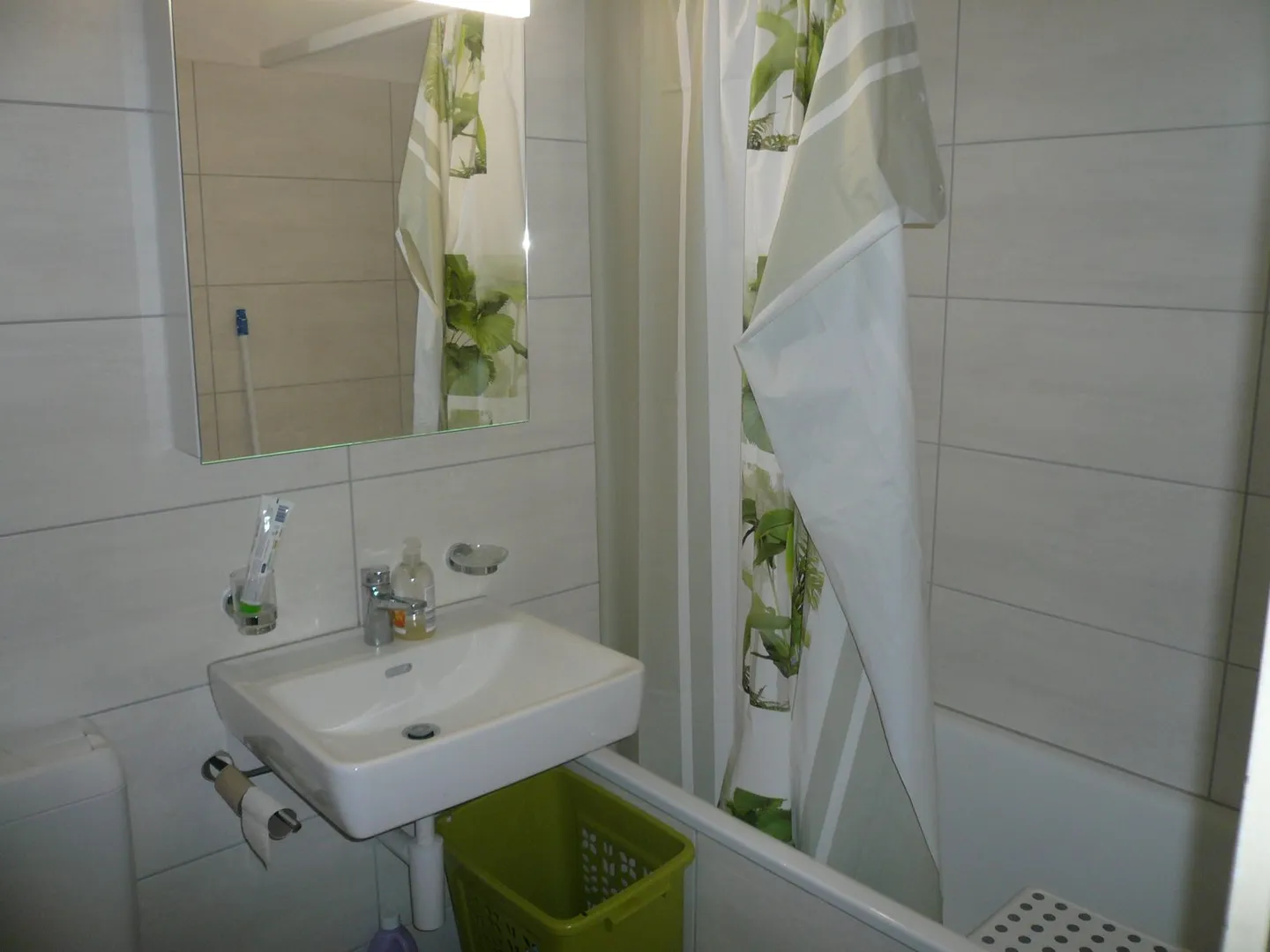 Accogliente appartamento di 3,5 stanze con balcone a Bätterkinden - Foto 6 di 6