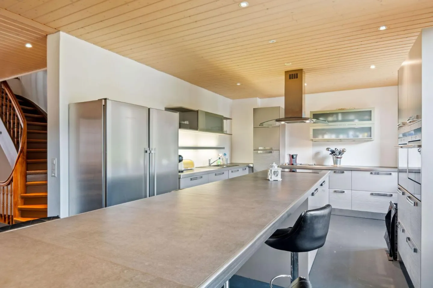 St-Imier, charaktervolles Haus - Perfekt für Familie und berufliche Tätigkeit - Foto 2 von 13