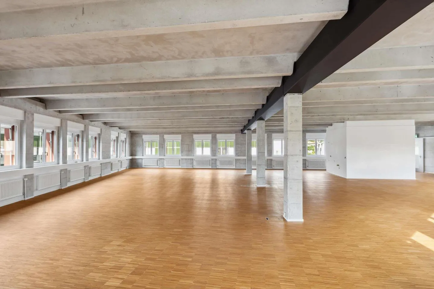 Moderno. Flessibile. Unico. La tua nuova sede aziendale! - Foto 3 di 9