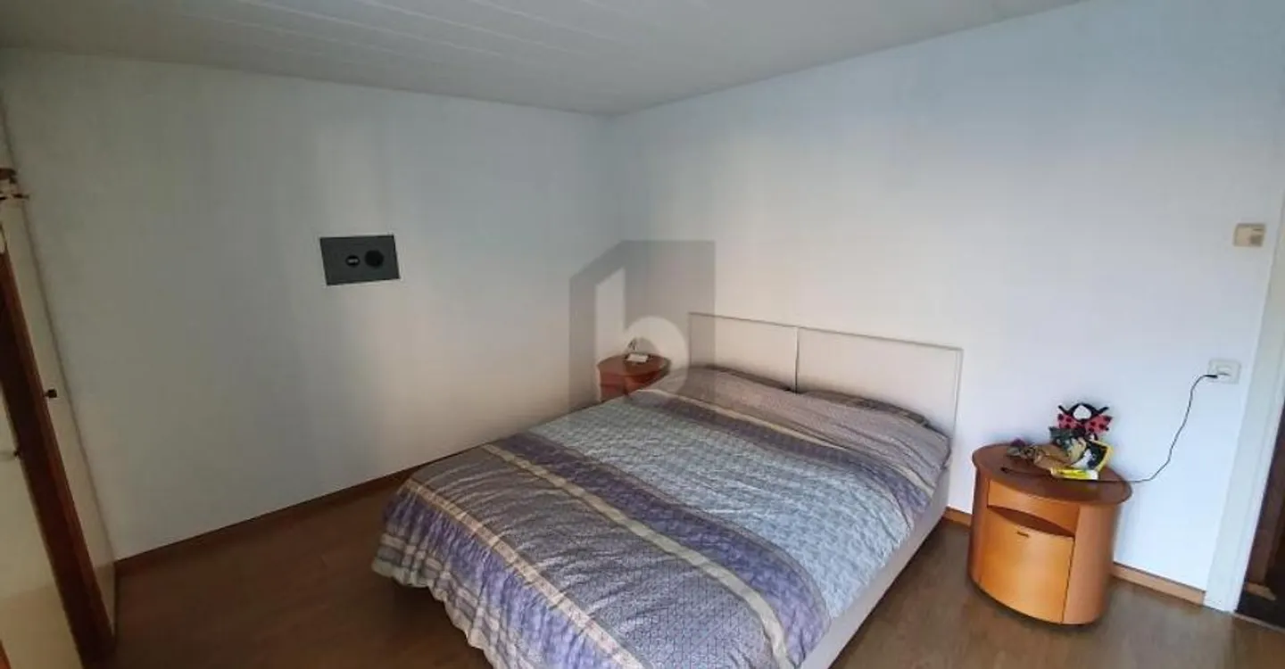 SPACIOUS AND COZY - Photo 3 of 5