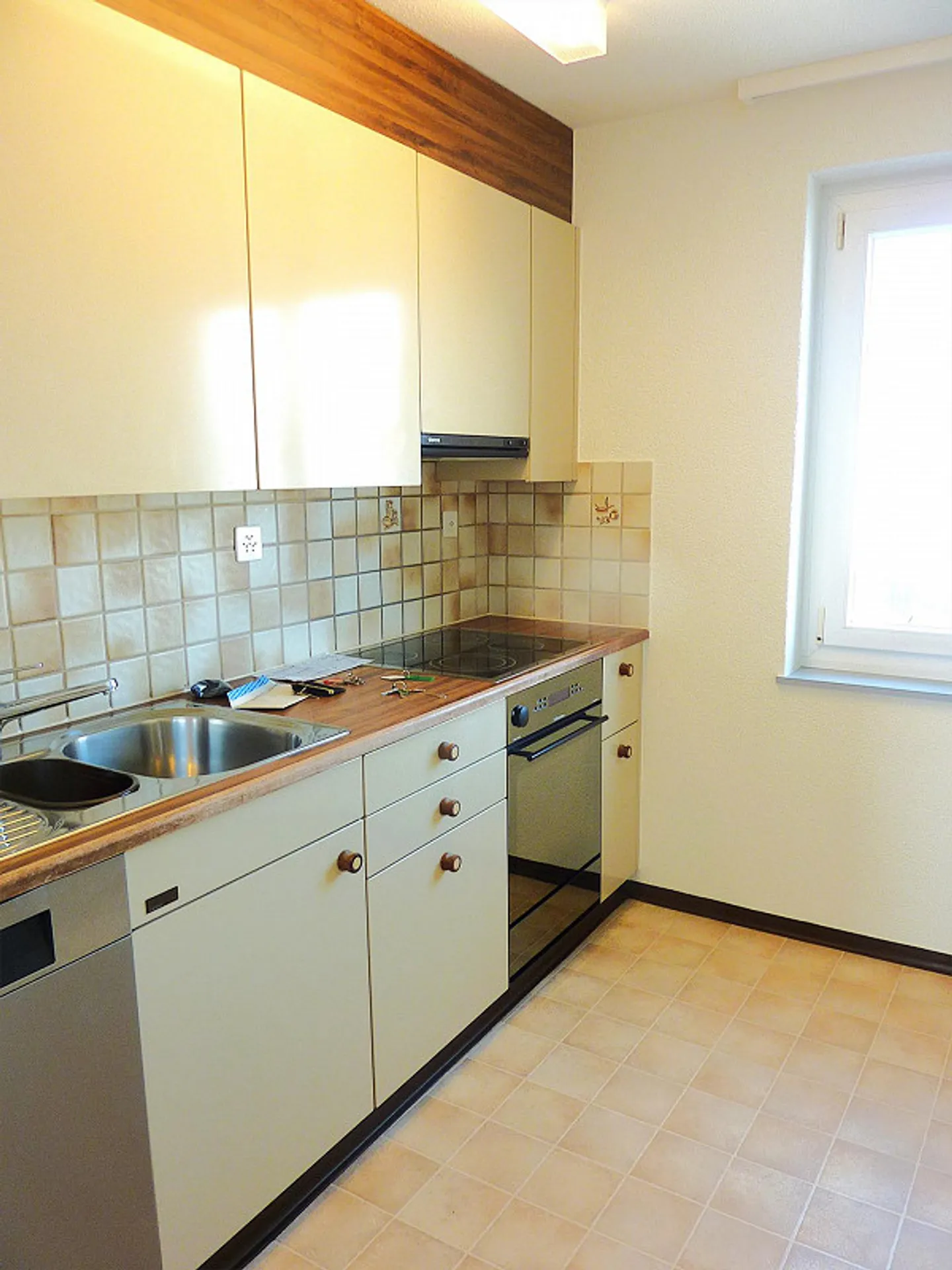 Appartement temporaire de 4 pièces à Rafz - Photo 3 sur 8