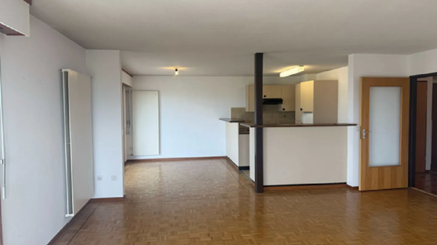 Appartamento 5.5 stanze - Foto 2 di 6