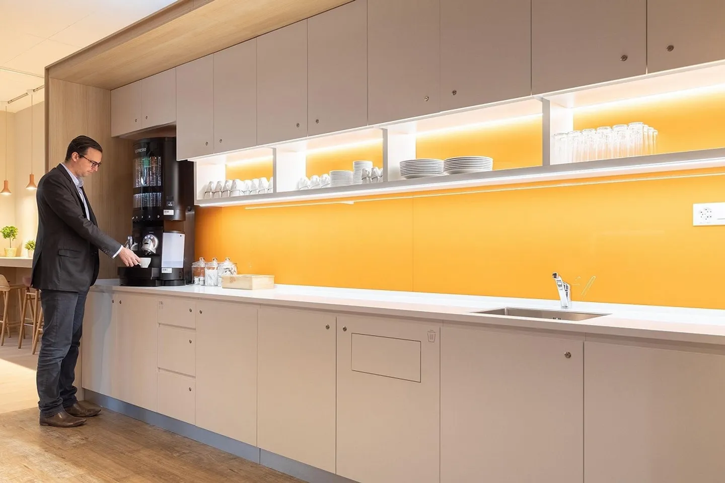 Spazio ufficio privato per 2 persone presso Regus Airport - Foto 7 di 11