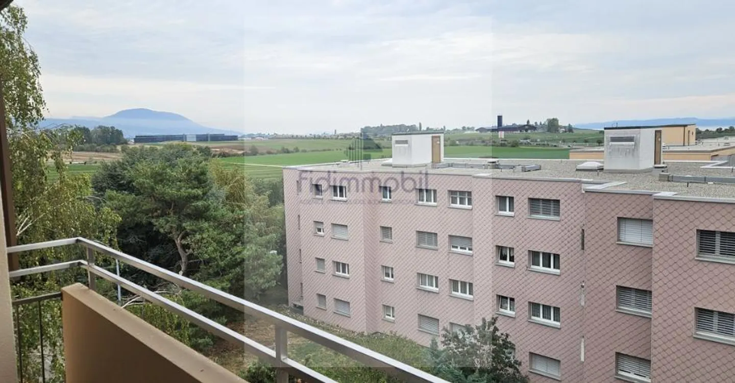 Appartamento ristrutturato con balcone - Foto 2 di 6