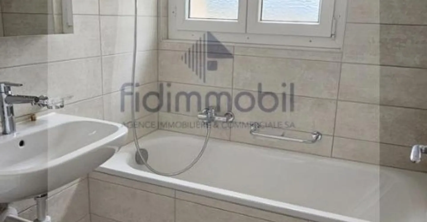 Appartamento ristrutturato con balcone - Foto 6 di 6
