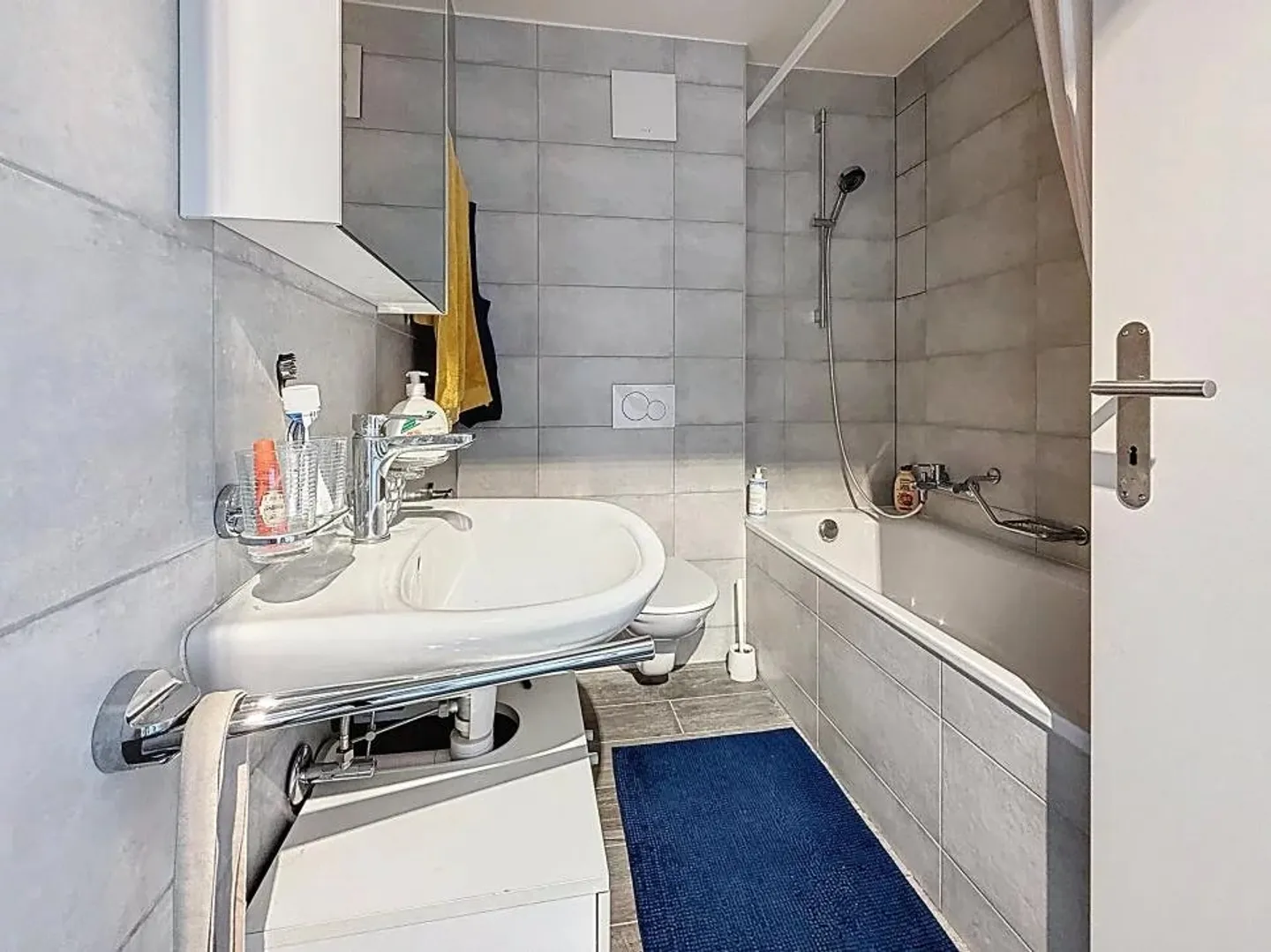 Appartamento con 4.5 stanze nel cuore del villaggio! - Foto 7 di 9