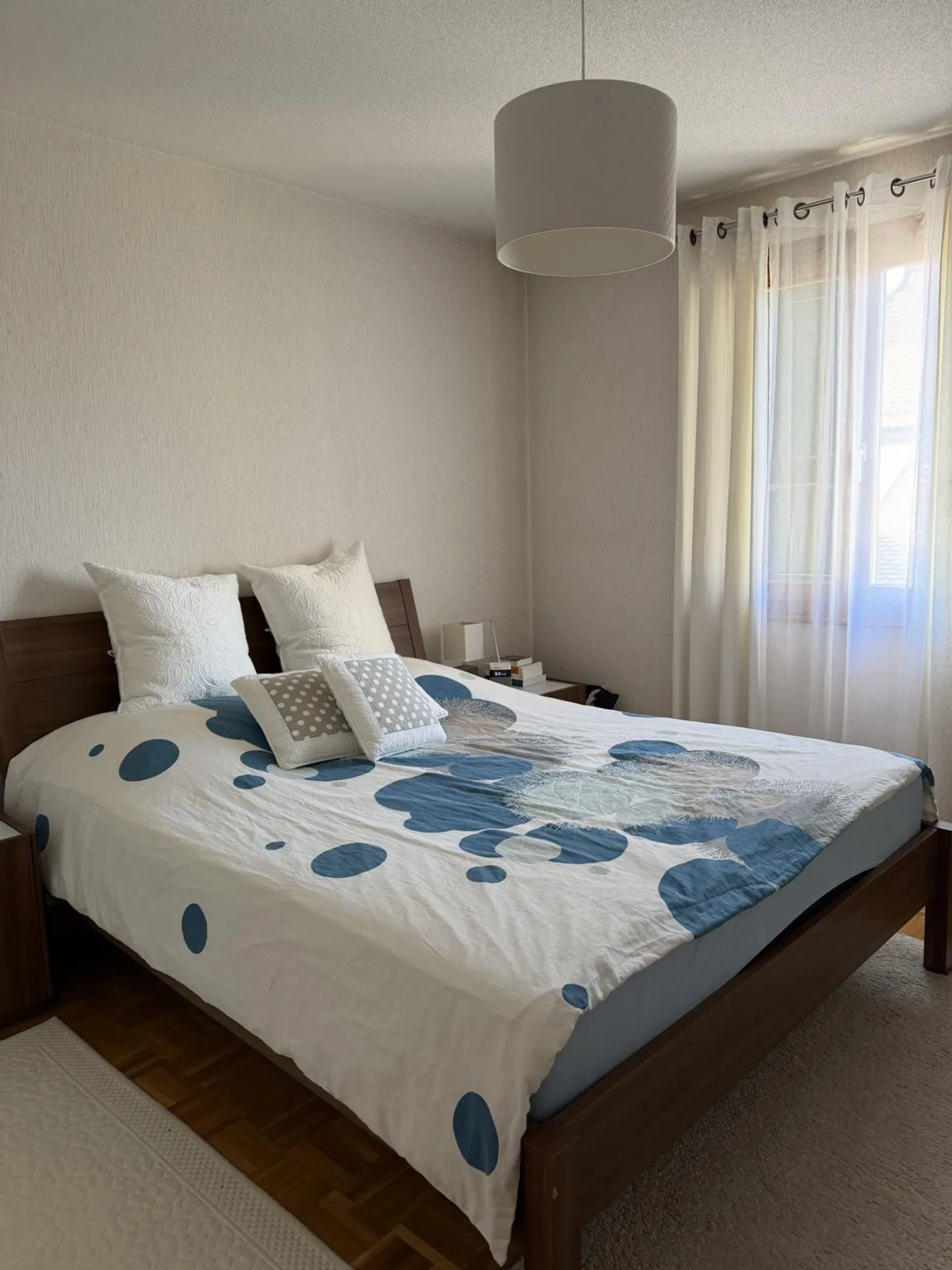 Beautiful 3.5-room apartment with terrace, lake and mountain view - Photo 4 of 6