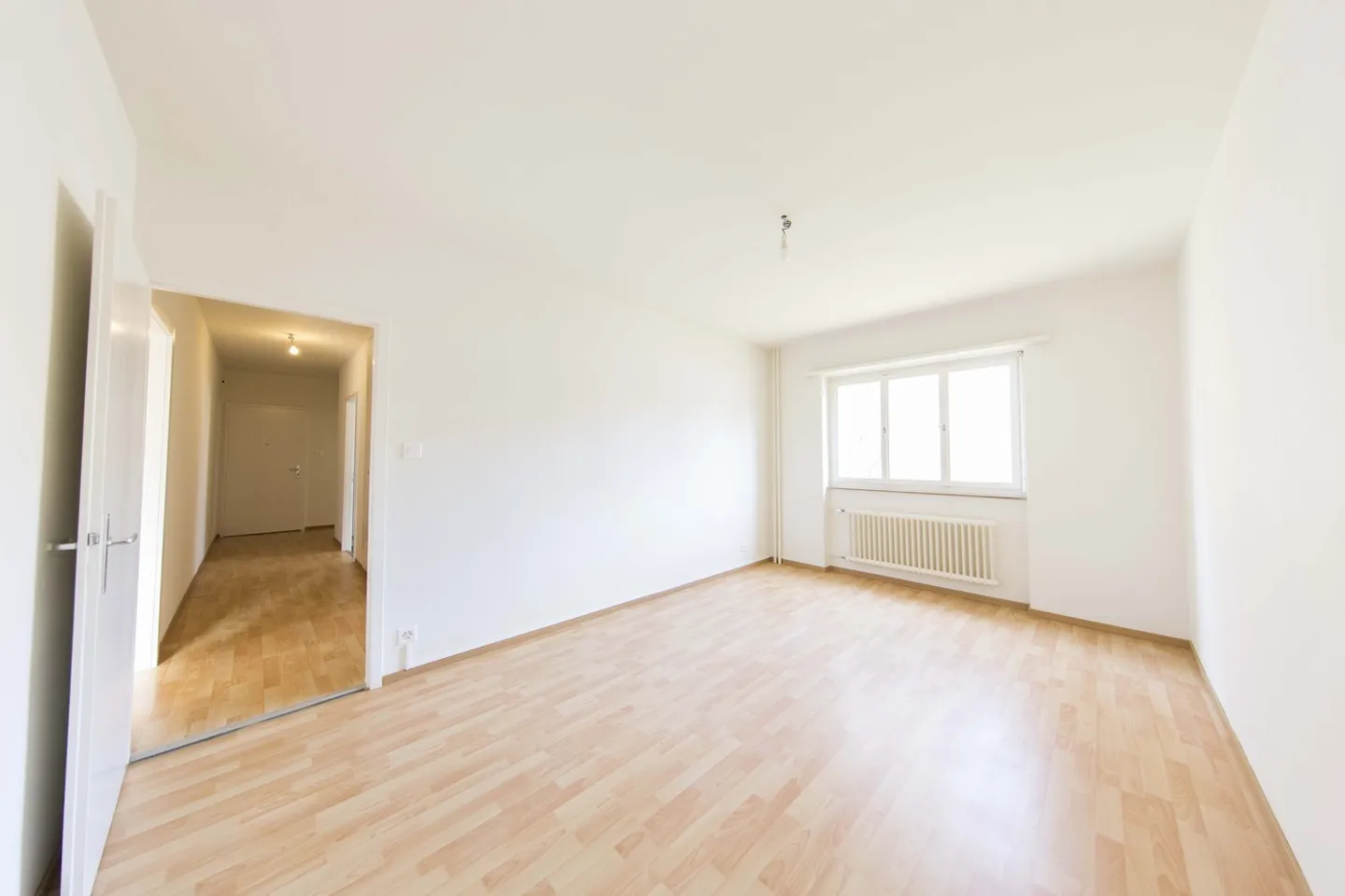 Apartment for rent - Photo 7 of 8