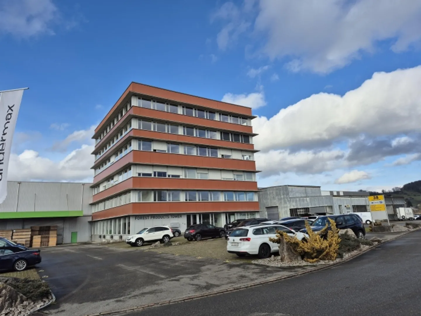 Office spaces in Kleindöttingen - Photo 1 of 6