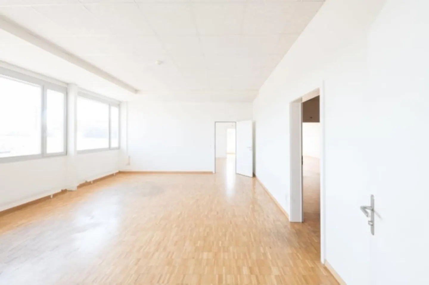 Office spaces in Kleindöttingen - Photo 4 of 6