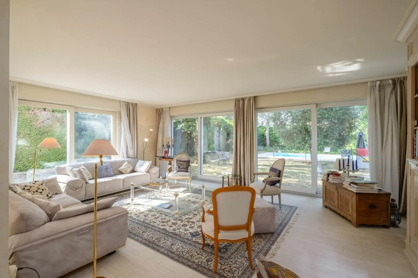 Charming Villa in Corsier - Photo 3 of 4