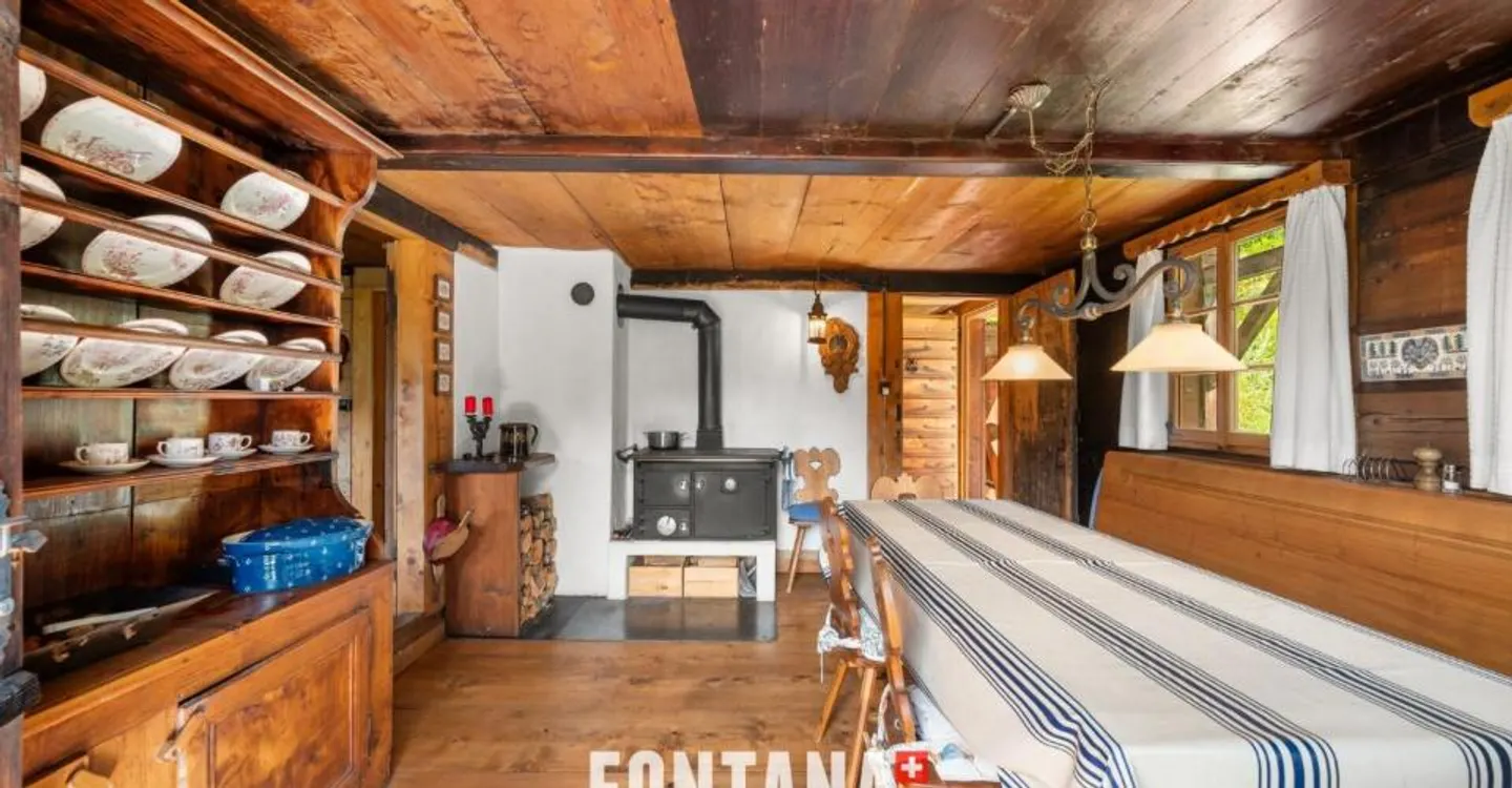 AUTHENTIC CHALET FROM 1840 - LES DIABLERETS - Photo 5 of 13