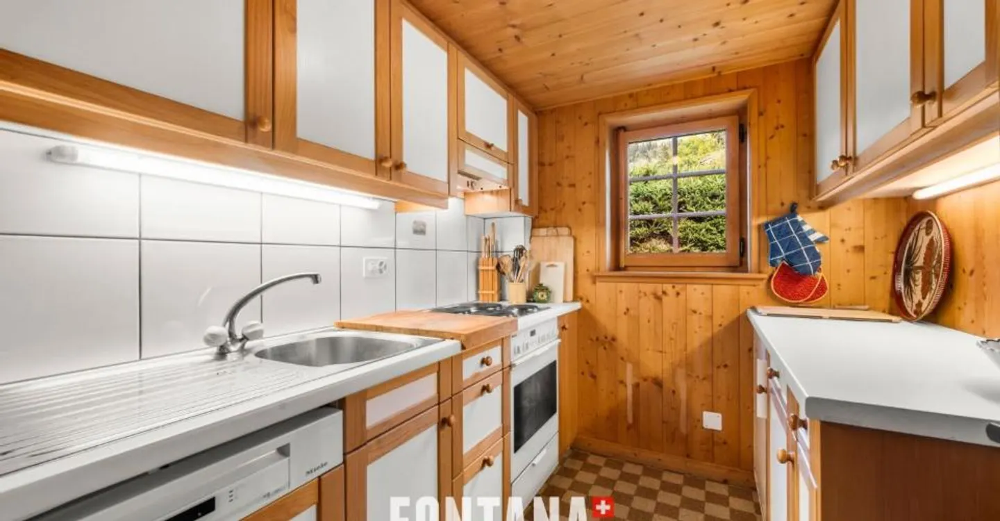 AUTHENTIC CHALET FROM 1840 - LES DIABLERETS - Photo 11 of 13