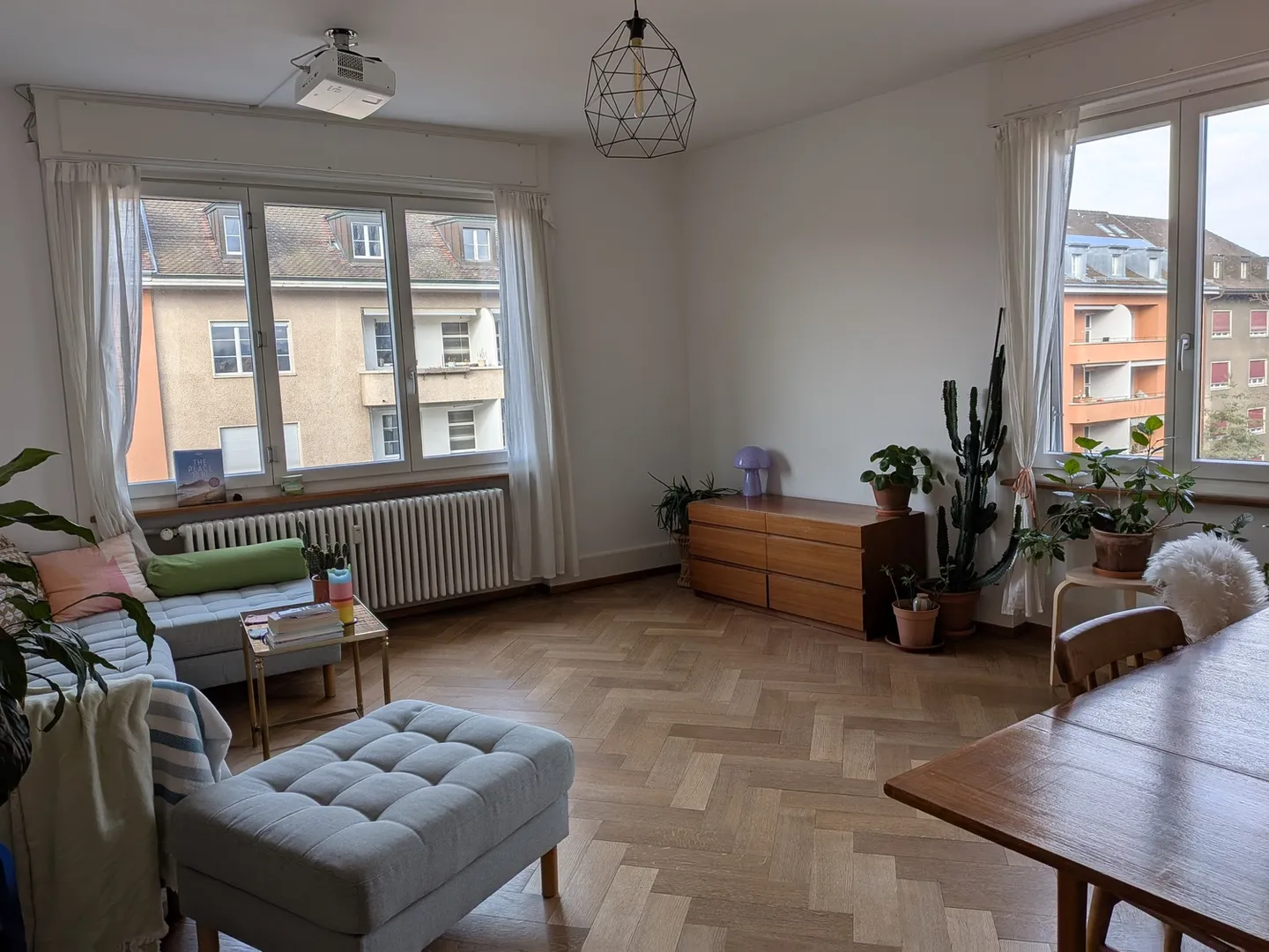 Incantevole appartamento d'epoca con balcone - Foto 1 di 3