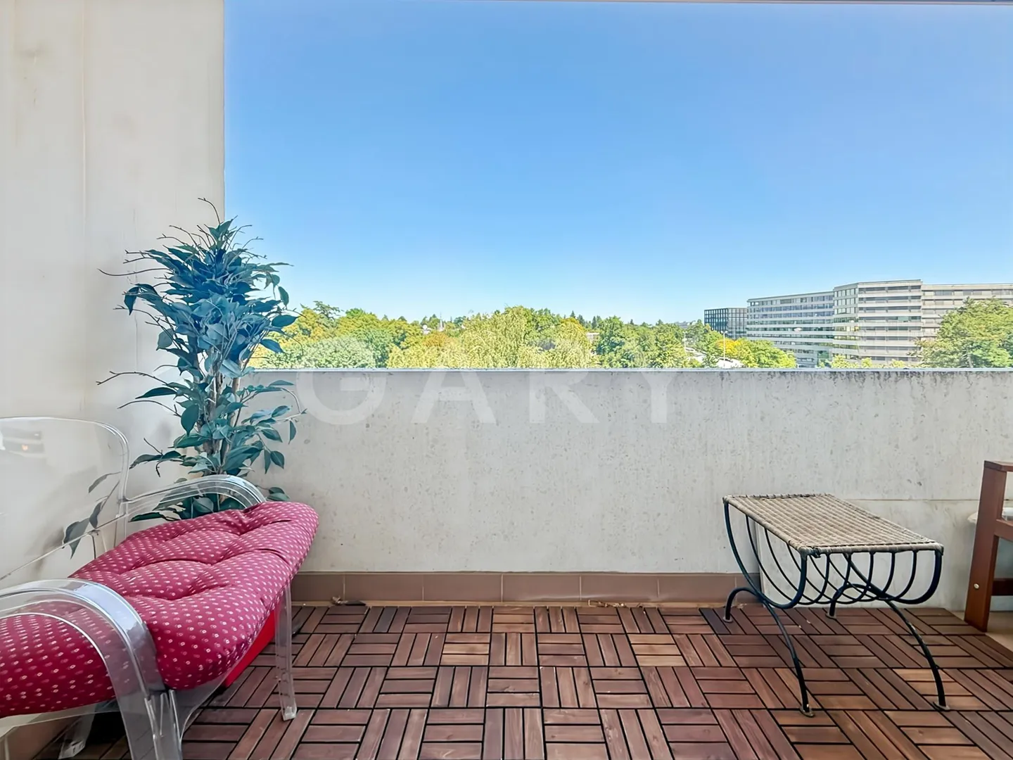 Appartement rénové avec vue - Photo 6 sur 6
