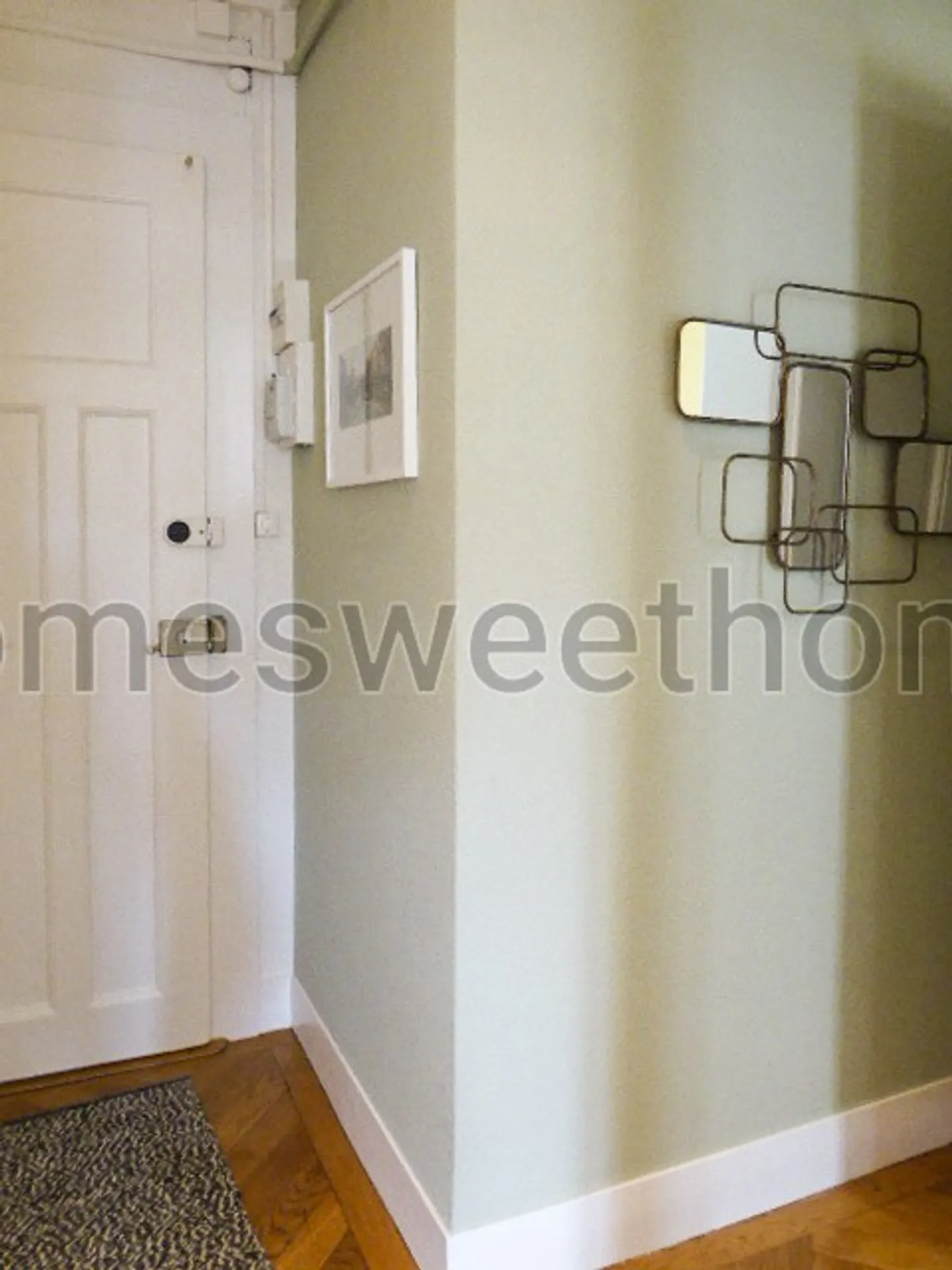 Furnished Apartment - Photo 5 of 9