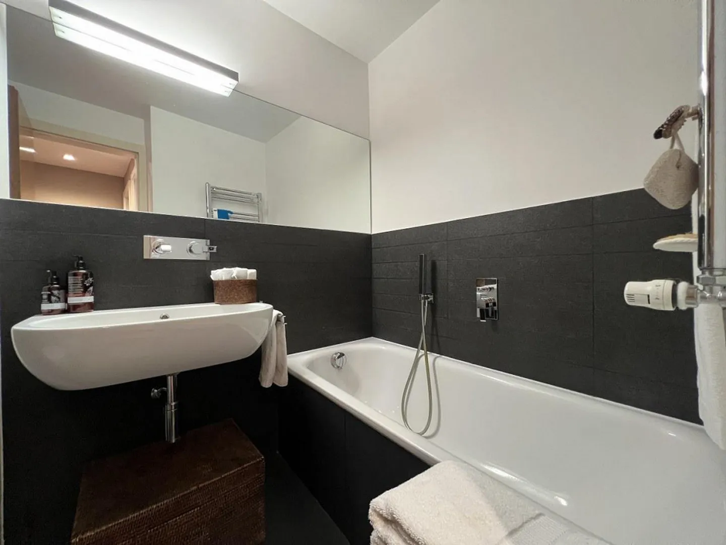 ELEGANTE 3.5-ZIMMER-WOHNUNG IM NUCLEO - Foto 13 von 13