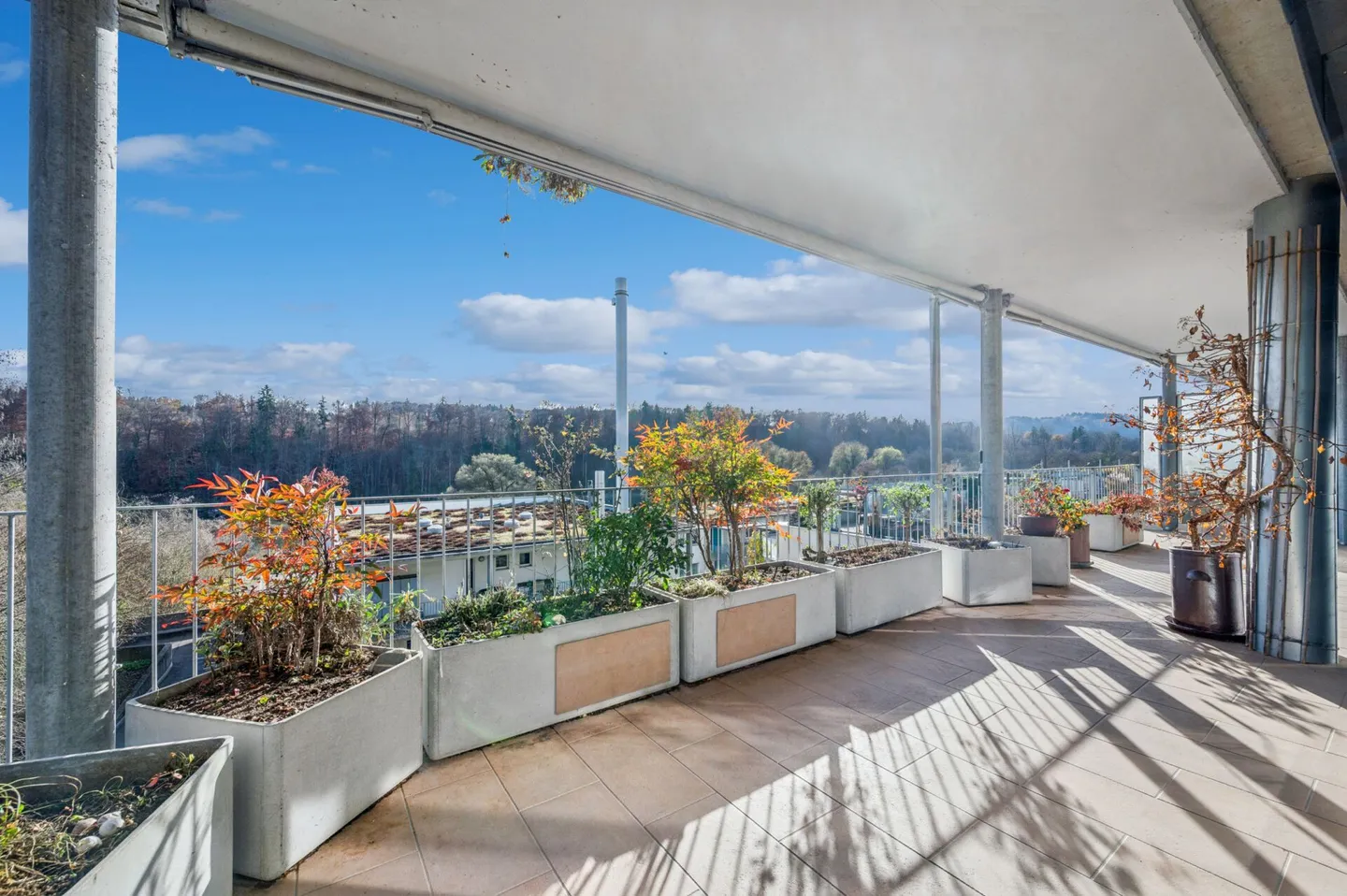 Appartement familial avec deux balcons et vue magnifique - Photo 13 sur 15