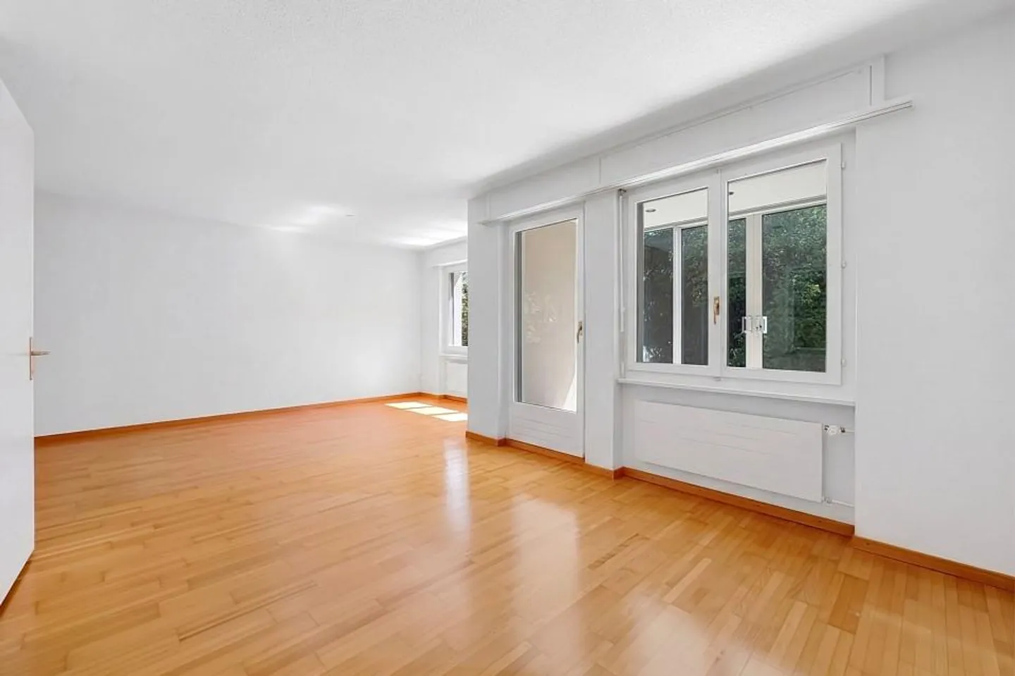 Casa angolare adatta alle famiglie in una posizione centrale - Foto 5 di 13