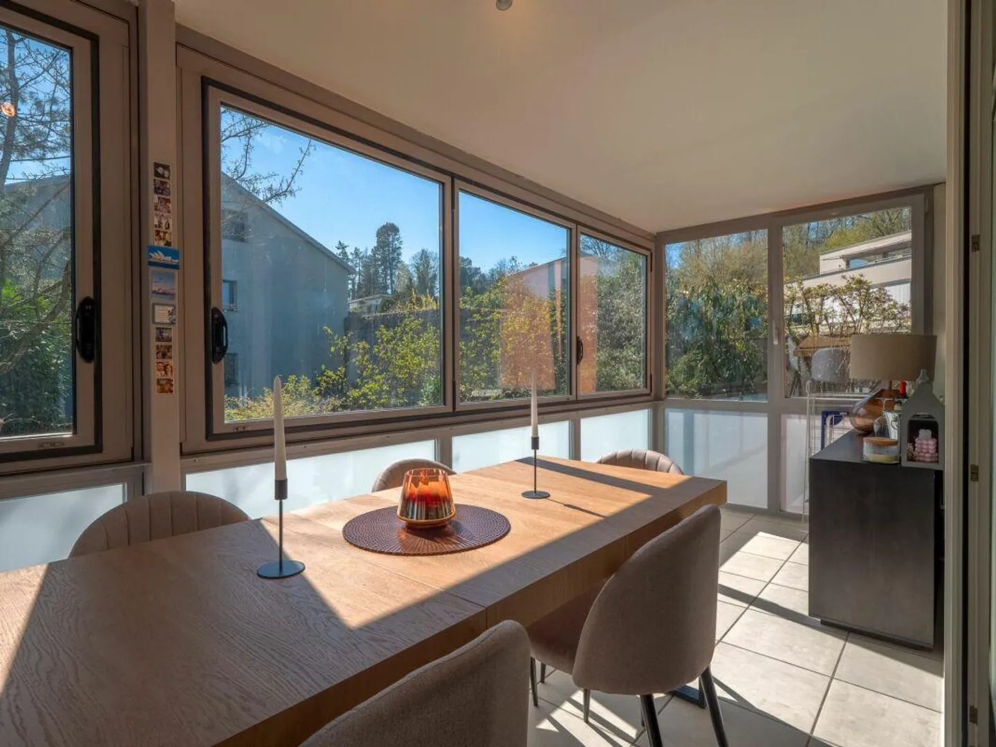 Appartement lumineux 4.5 Z' plus véranda (chauffée) et garage - Photo 1 sur 13