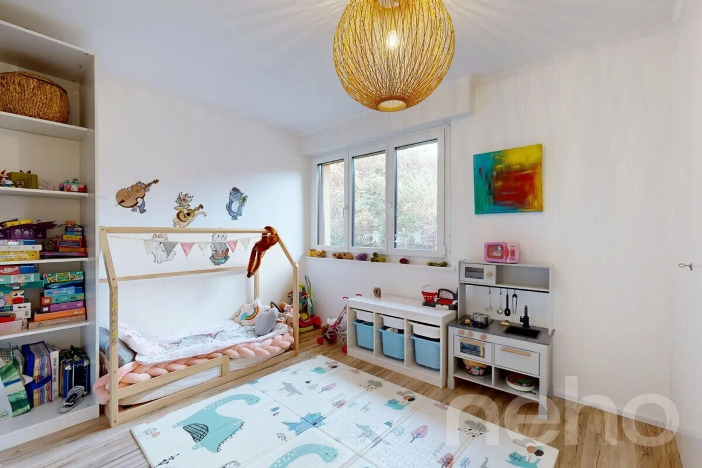 Beautiful 4.5-room apartment completely renovated with lake view, parking space and cellar - Photo 11 of 12