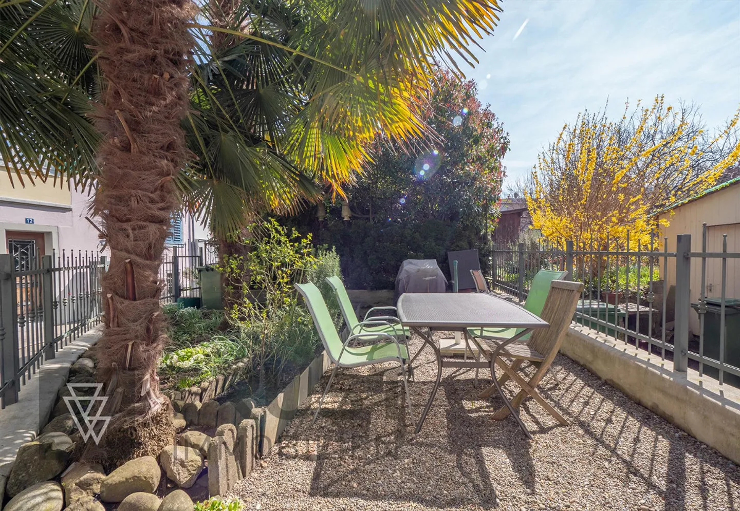 Two-family house in a central location. - Photo 2 of 13