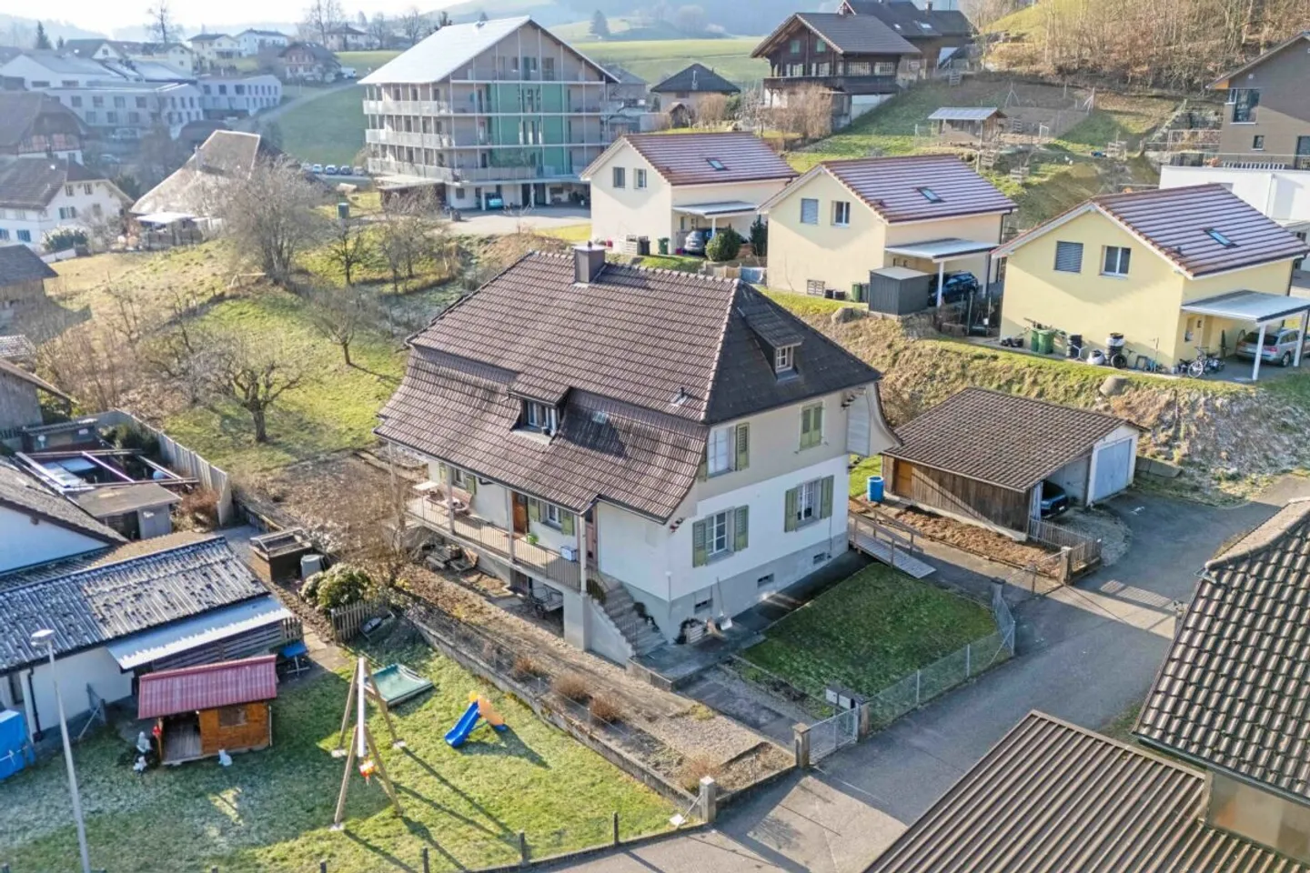 Opportunité d'investissement : réserve de terrain à bâtir de 750 m² avec potentiel de développement dans un environnement calme - Photo 5 sur 7