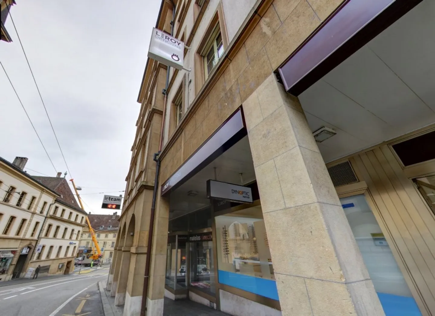 Louer - Bureau de 85,6 m2 près du centre de Neuchâtel - Photo 1 sur 4